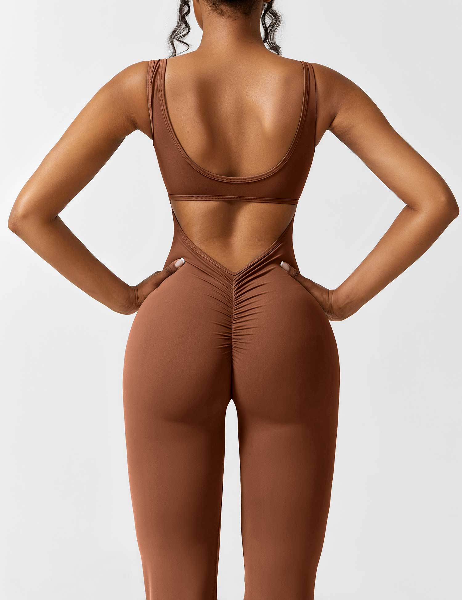 Yeoreo V-Rücken Ausgestellter Jumpsuit/Overall Karamell Braun