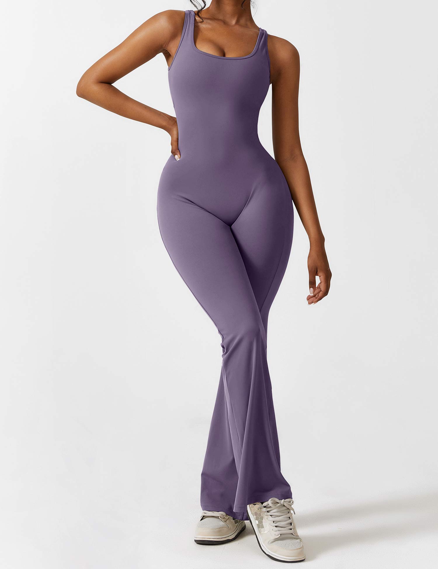 Yeoreo V-Rücken Ausgestellter Jumpsuit/Overall Dunkel Violett