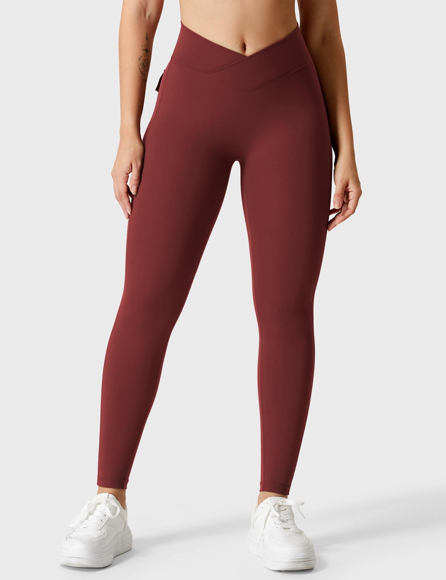 Yeoreo V-Gürtel Charm Leggings Burgunderrot