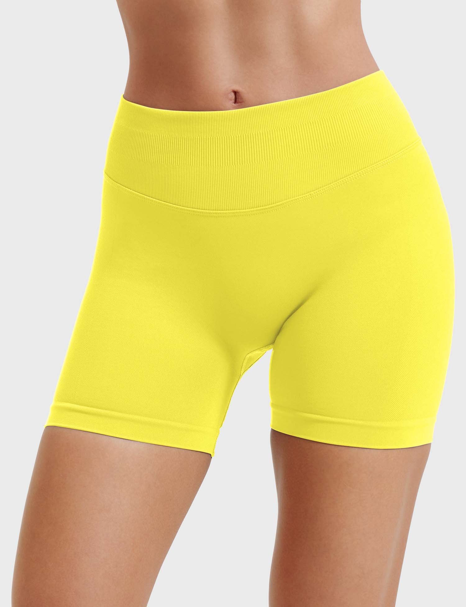 LightYellow